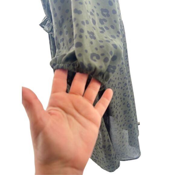 Bobaeu olive green long sleeve hi low dress size large - Picture 6 of 12